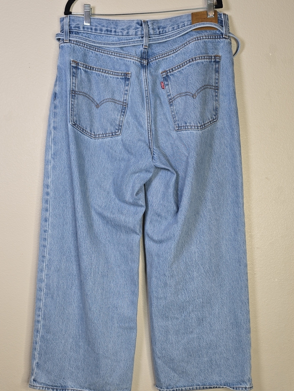 Levis Women's XL Baggy  Straight Leg Light Blue Jeans Size 32 - Picture 8 of 13